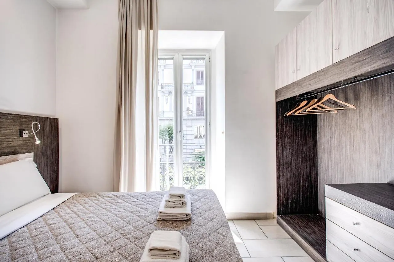 Napoli'S Gold Hotel Naples