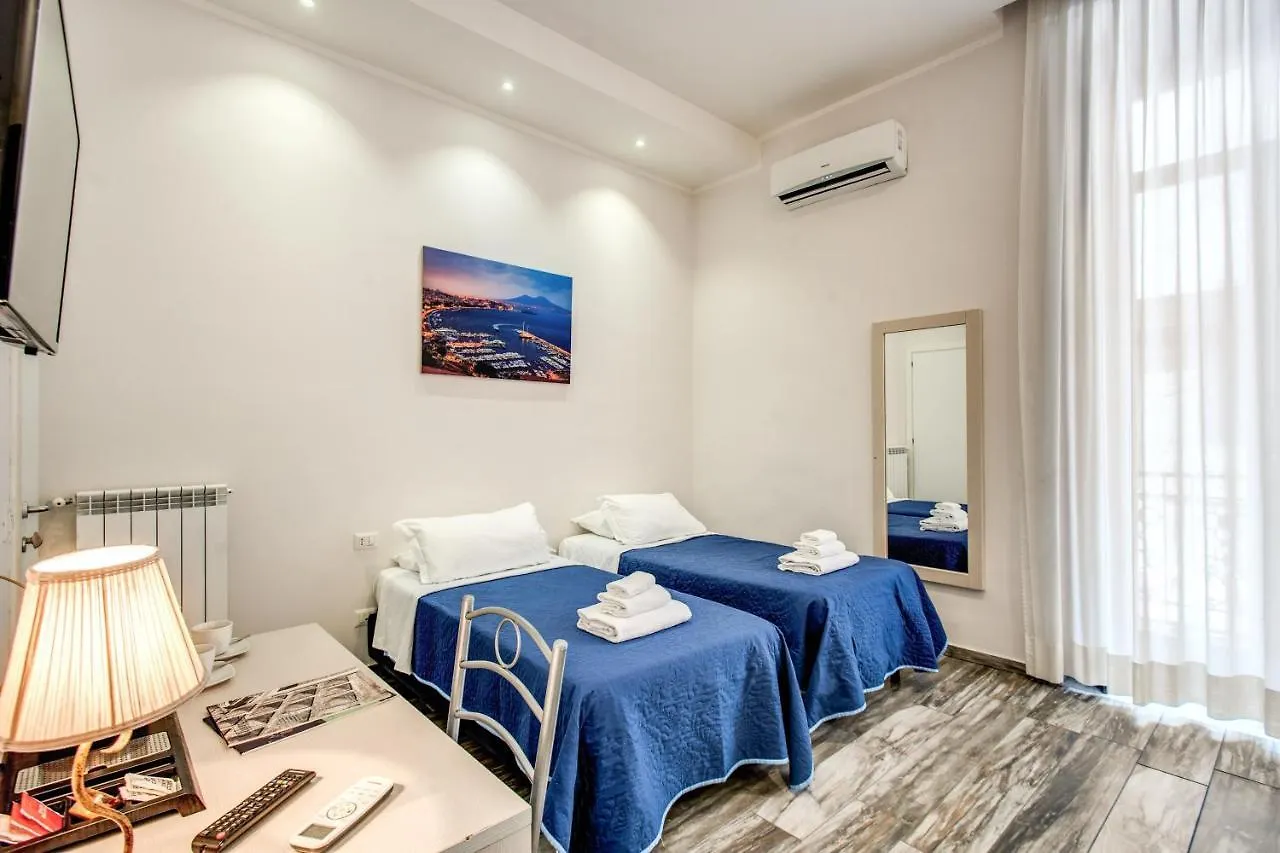 Napoli'S Gold Hotel Itália